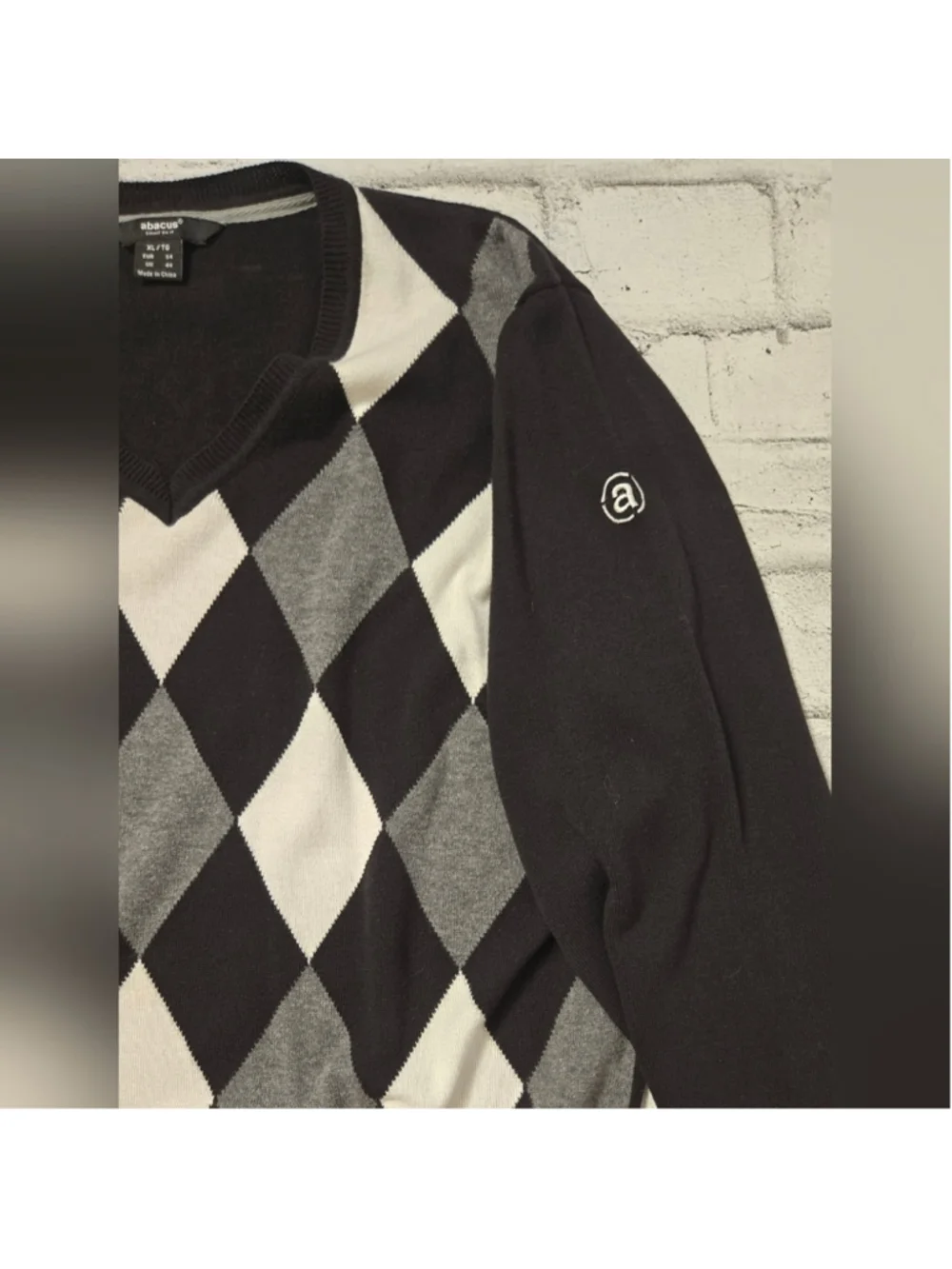 Abacus Men’s Argyle V-Neck Sweater Black Grey Diamond Knit XL